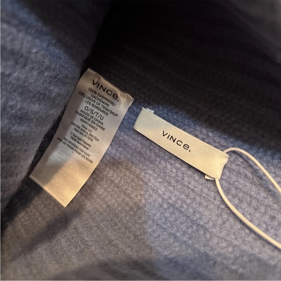 Vince Unisex Boiled 100% Cashmere Chunky Half Cardigan Knit Hat Dusty Blue OS - Picture 6 of 8